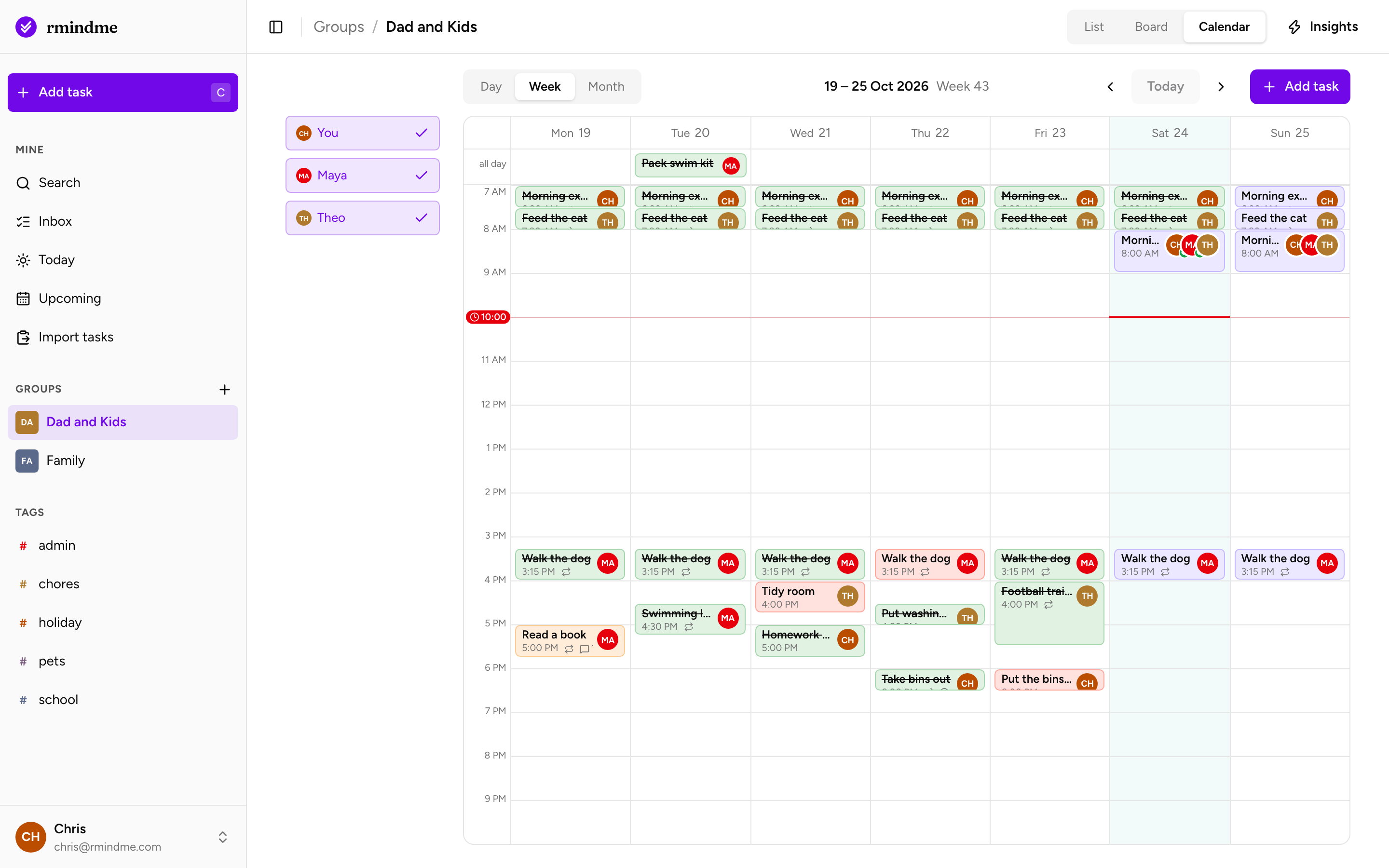 A family's week in rmindme: school, work, pets and chores on one calendar